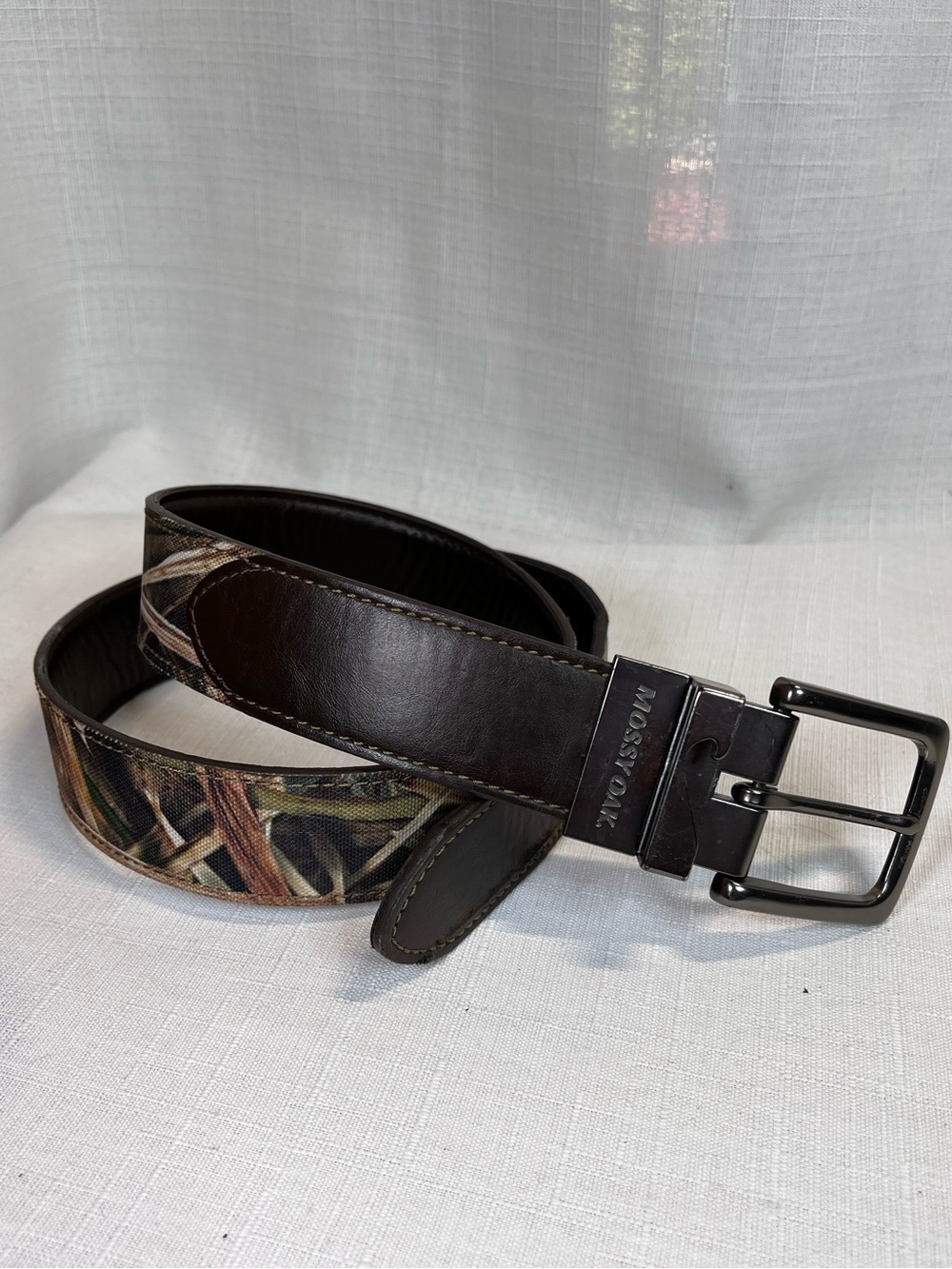 Mossy Oak Reversible Camo Brown Leather Belt Size 30-32 Hunting Outdoor